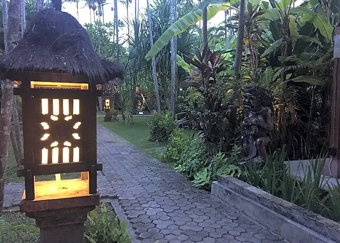 Hotel Bumi Ayu 3*